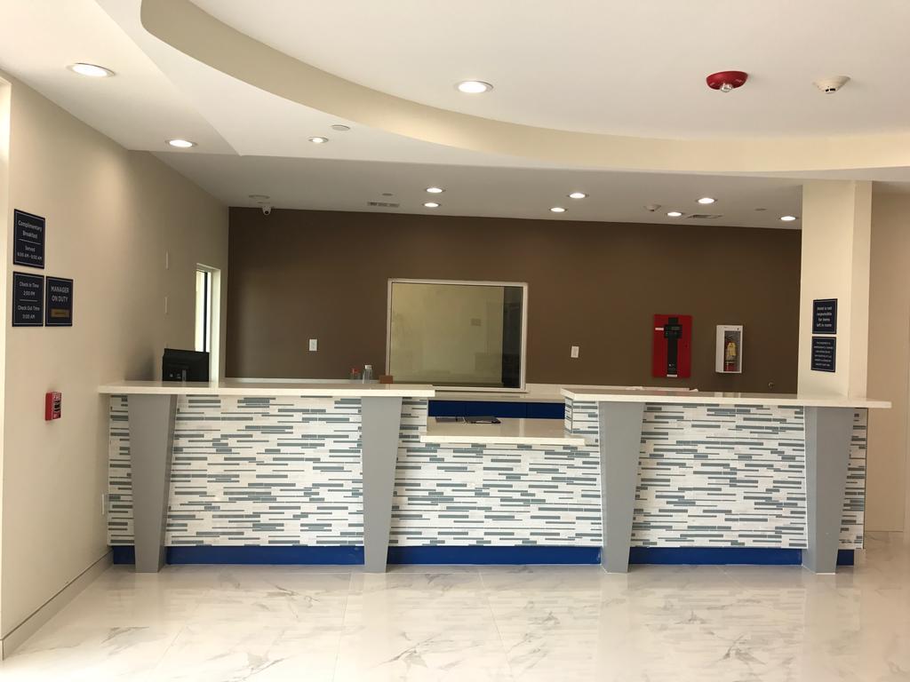 Americas Best Value Inn & Suites Spring / N. Houston Eksteriør billede