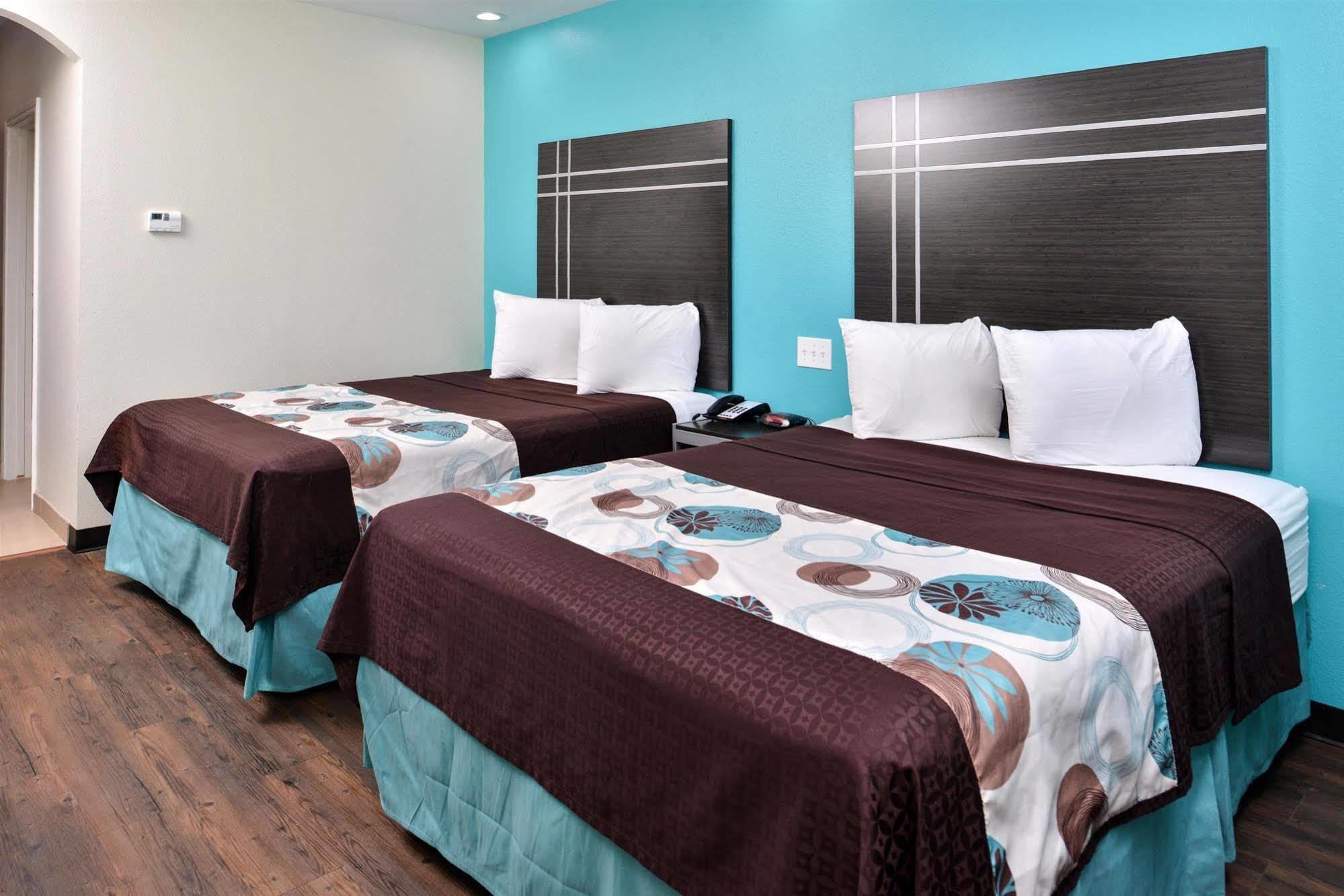 Americas Best Value Inn & Suites Spring / N. Houston Eksteriør billede